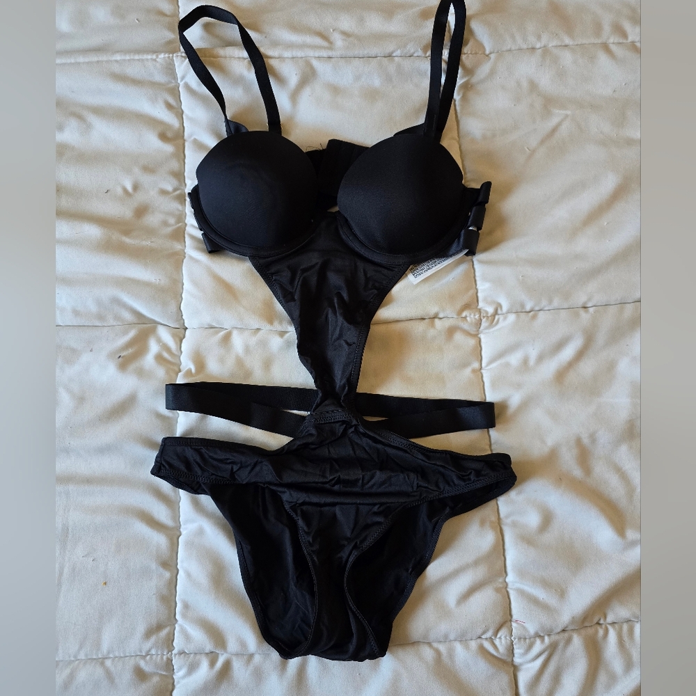 NwT Forever 21 strappy bodysuit lingerie teddy